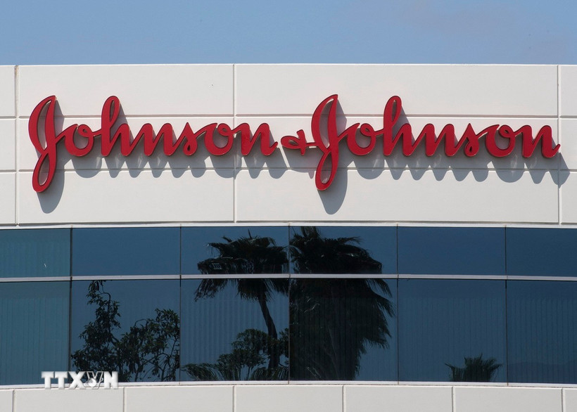 Công ty Johnson & Johnson tại Irvine, bang California, Mỹ. (Ảnh: AFP/TTXVN)