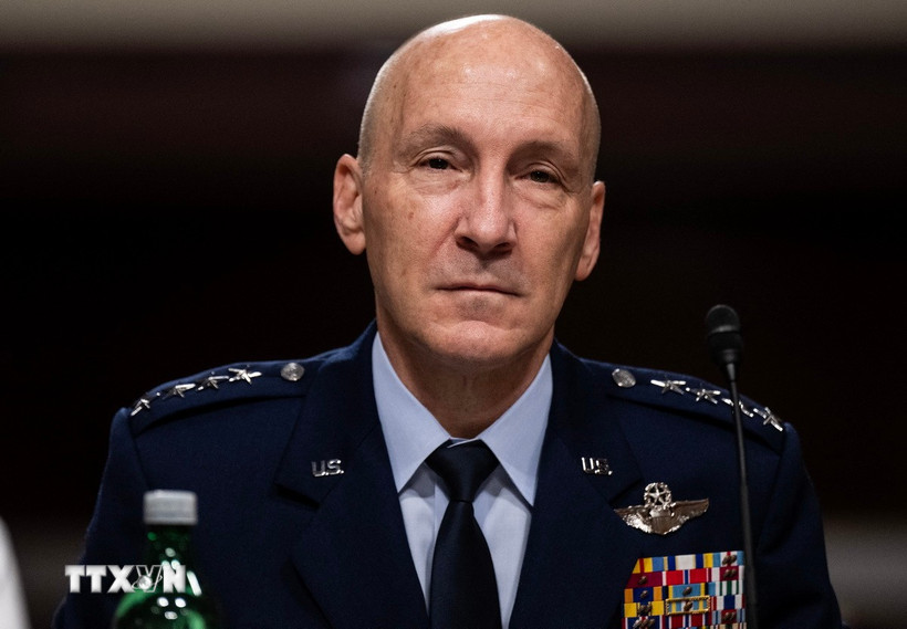 Tham mưu trưởng Không quân Mỹ, Tướng David Allvin, đã nộp đơn từ chức. (Ảnh: AFP/TTXVN)