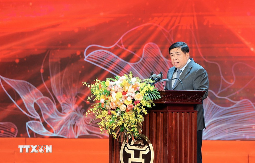 Phó Thủ tướng Nguyễn Chí Dũng phát biểu tại buổi lễ. (Ảnh: Lê Đông/TTXVN)