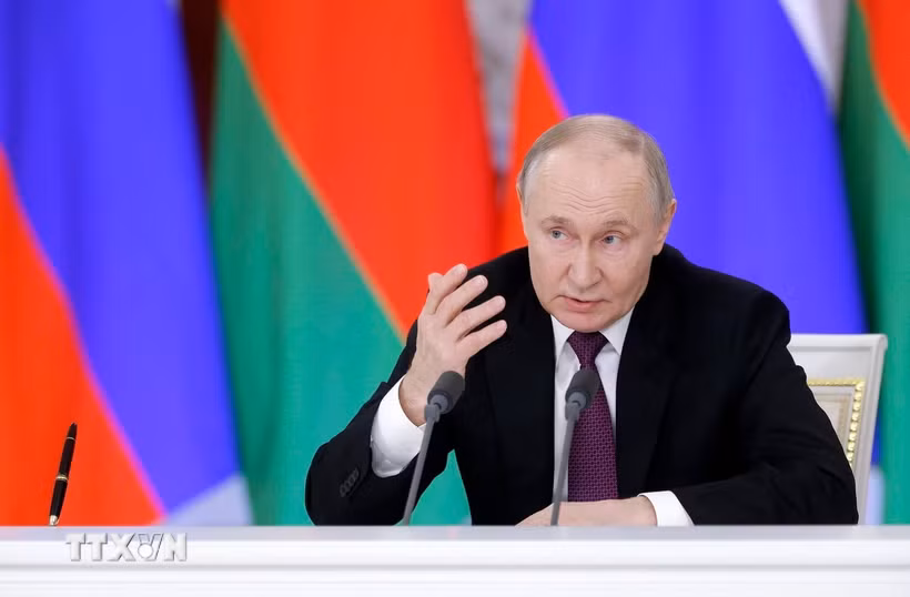Tổng thống Nga Vladimir Putin trong cuộc họp báo tại Moskva, ngày 13/3/2025. (Ảnh: france24.com/TTXVN)
