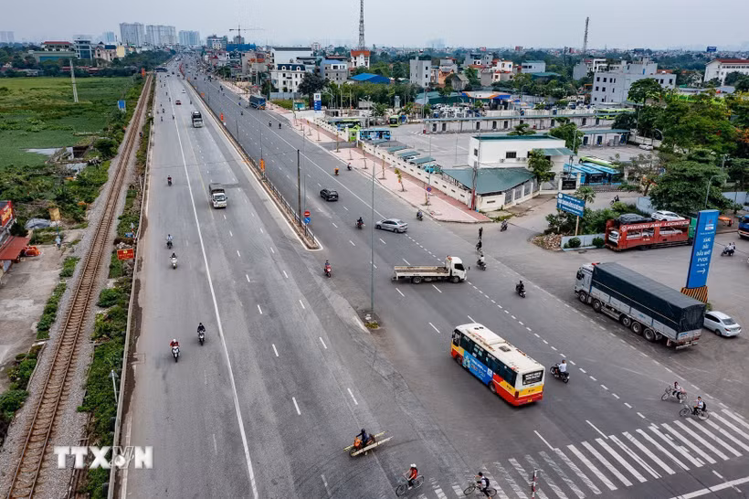 Quốc lộ 1A. (Ảnh: Trung Nguyên/TTXVN)