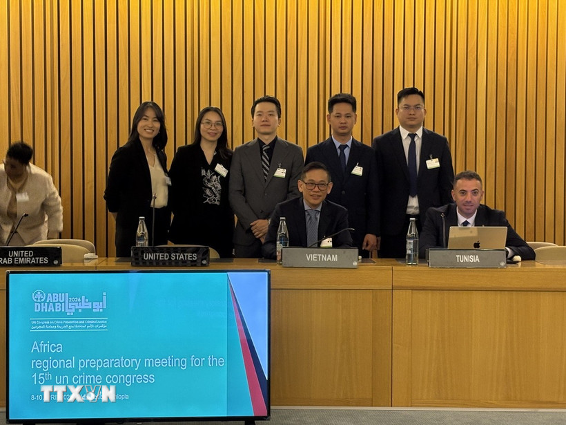 Đoàn Việt Nam tham dự Hội nghị “Công ước Hà Nội” về tội phạm mạng. (Ảnh: TTXVN phát)