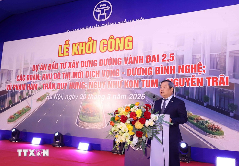 Chủ tịch UBND thành phố Hà Nội Vũ Đại Thắng phát biểu tại lễ khởi công. (Ảnh: Văn Điệp/TTXVN)