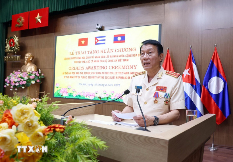 Đại tướng Lương Tam Quang, Ủy viên Bộ Chính trị, Bộ trưởng Bộ Công an Việt Nam phát biểu. (Ảnh: Phạm Kiên/TTXVN)