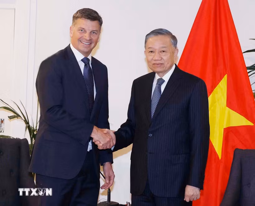 Tổng Bí thư, Chủ tịch nước Tô Lâm tiếp ông Angus Taylor, Lãnh đạo Liên đảng đối lập, Chủ tịch Đảng Tự do Australia. (Ảnh: Thống Nhất/TTXVN)