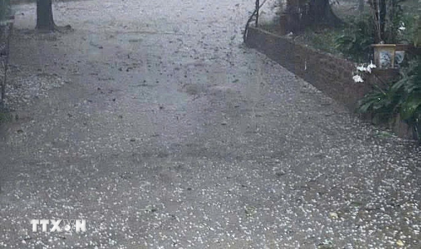 Mưa đá. (Ảnh: TTXVN phát)