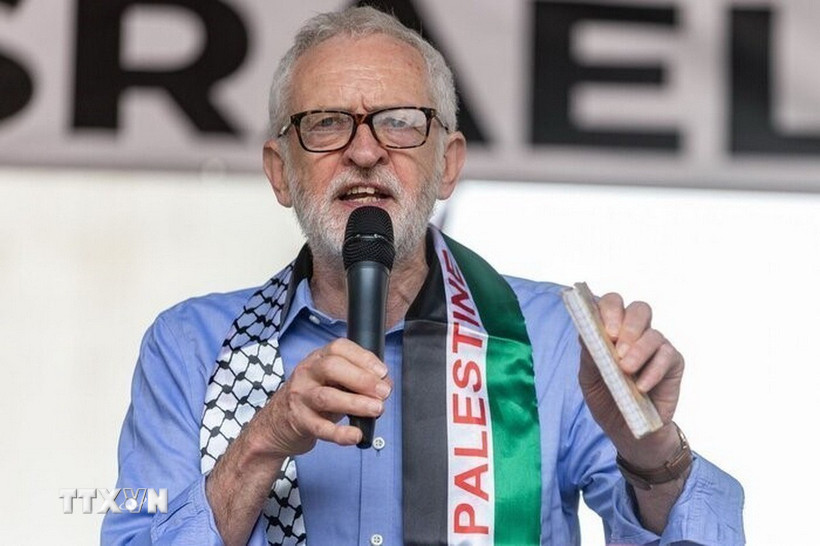 Cựu lãnh đạo Công đảng Anh, ông Jeremy Corbyn. (Ảnh: IRNA/TTXVN)