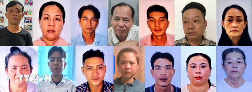 Vụ cướp giật tại Khu du lịch Tân Huê Viên: Kêu gọi 14 đối tượng ra đầu thú 14 đối tượng trong nhóm dàn cảnh cướp giật tài sản tại Khu du lịch Tân Huê Viên bị Công an thành phố Cần Thơ truy tìm. (Ảnh: TTXVN phát)
