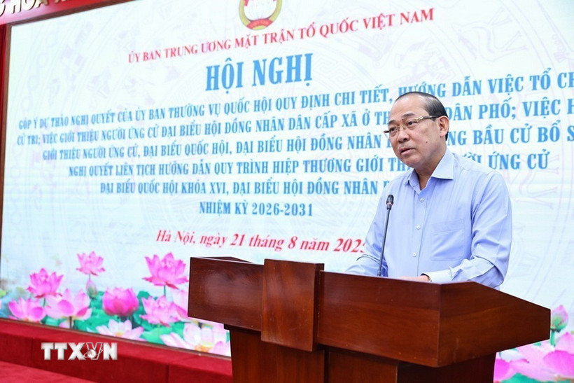 Phó Chủ tịch Ủy ban Trung ương MTTQ Việt Nam Hoàng Công Thủy phát biểu. (Ảnh: Minh Đức/TTXVN)