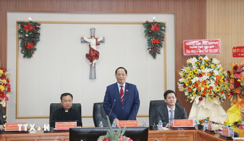 Thượng tướng Trần Quang Phương, Ủy viên Trung ương Đảng, Phó Chủ tịch Quốc hội phát biểu. (Ảnh: Ngọc Thiện/TTXVN)