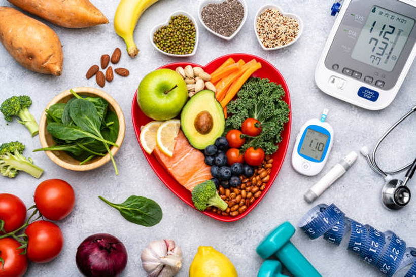 Duy trì chế độ ăn uống lành mạnh giúp đẩy lùi nguy cơ đột quỵ. (Ảnh: iStock)