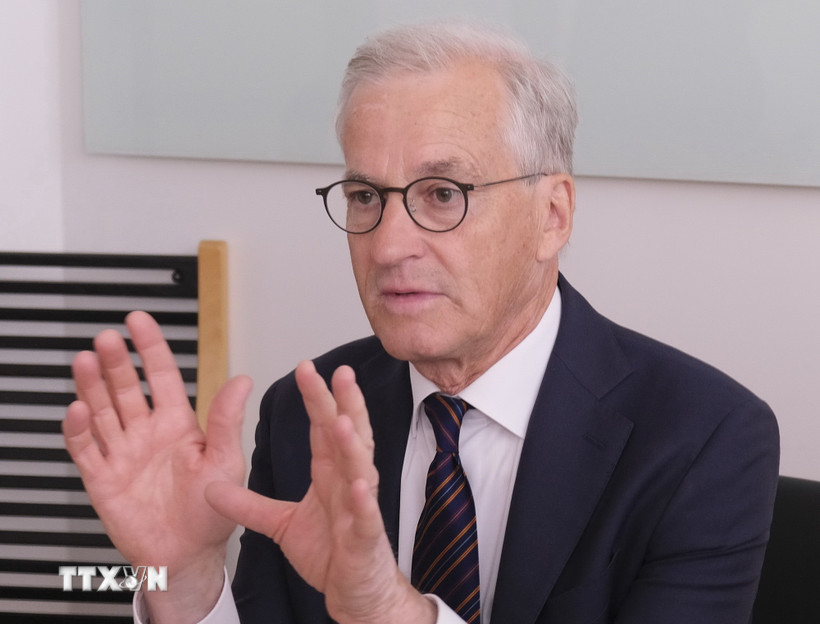 Thủ tướng Na Uy Jonas Gahr Store. (Ảnh: THX/TTXVN)