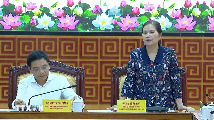 Bí thư Tỉnh ủy Lai Châu Giàng Páo Mỷ phát biểu tại buổi làm việc. (Ảnh: TTXVN phát)