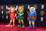 Các linh vật của World Cup 2026 ra mắt tại lễ bốc thăm (từ trái sang): Nai sừng tấm Canada, Báo đốm Mexico và Đại bàng đầu trắng Mỹ. (Ảnh: THX/TTXVN)