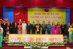 Ban Chấp hành Đảng bộ xã Mỹ Tú nhiệm kỳ 2025-2030 ra mắt Đại hội. (Ảnh: Tuấn Phi/TTXVN)