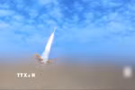 Tên lửa phóng bởi lực lượng Houthi ở Yemen. (Ảnh: THX/TTXVN)