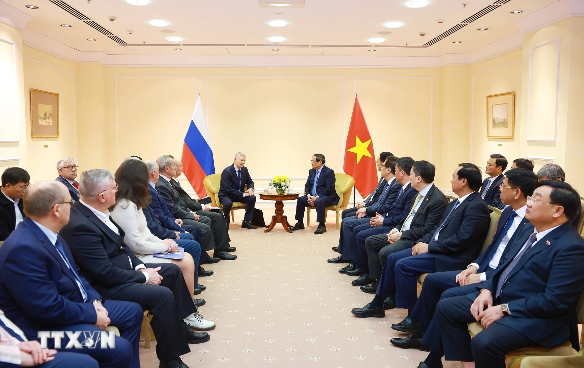 Thủ tướng Phạm Minh Chính tiếp đón các đối tác quan trọng từ Liên bang Nga