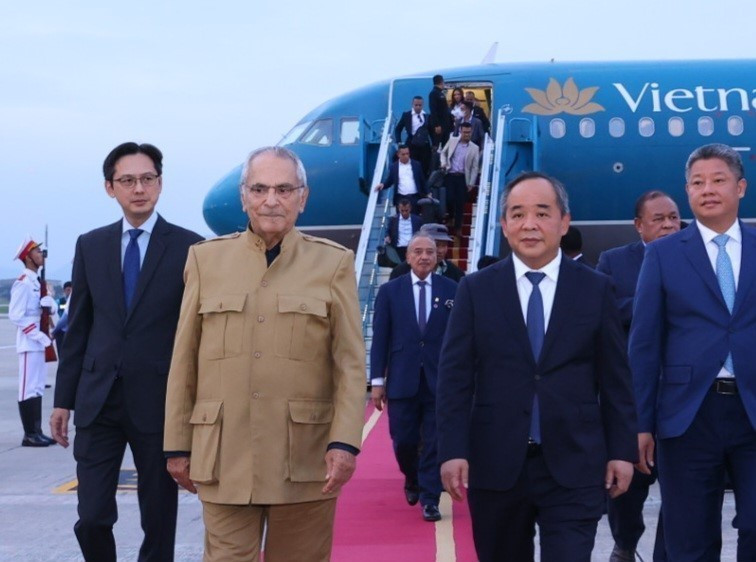 Tổng thống Timor-Leste Jose Ramos-Horta đến Hà Nội, bắt đầu chuyến thăm cấp Nhà nước tới Việt Nam. (Ảnh: Văn Điệp/TTXVN)