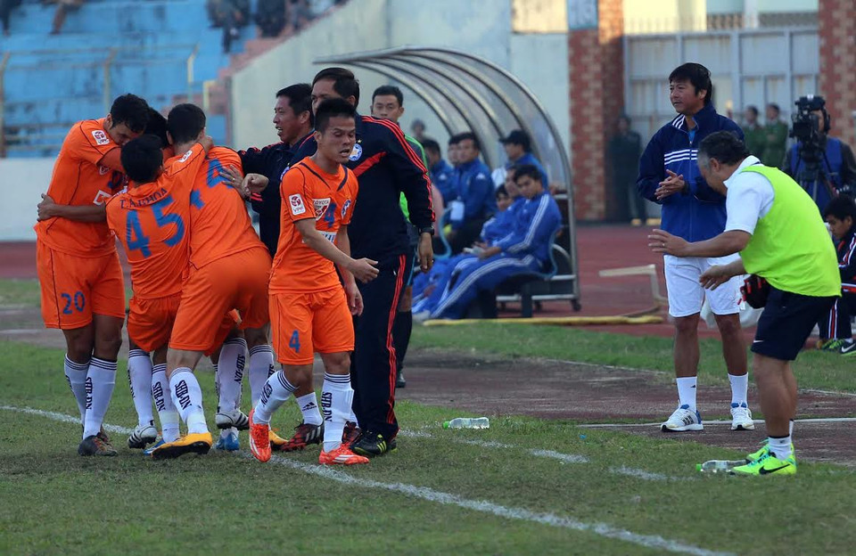 Cầu thủ SHB Đà Nẵng ăn mừng bàn thắng mở tỷ số trận đấu. (Ảnh: Trần Lê Lâm/Vietnam+)