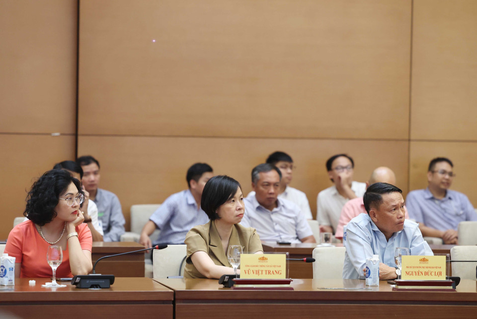 Lãnh đạo các cơ quan báo chí tham dự gặp mặt. (Ảnh: Thống Nhất/TTXVN)