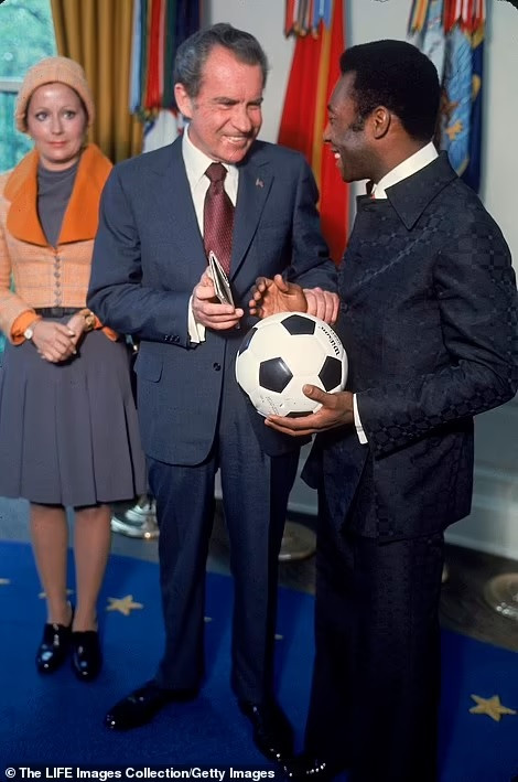 Pele đến Nhà Trắng để gặp Tổng thống Richard Nixon. (Nguồn: Getty Images)
