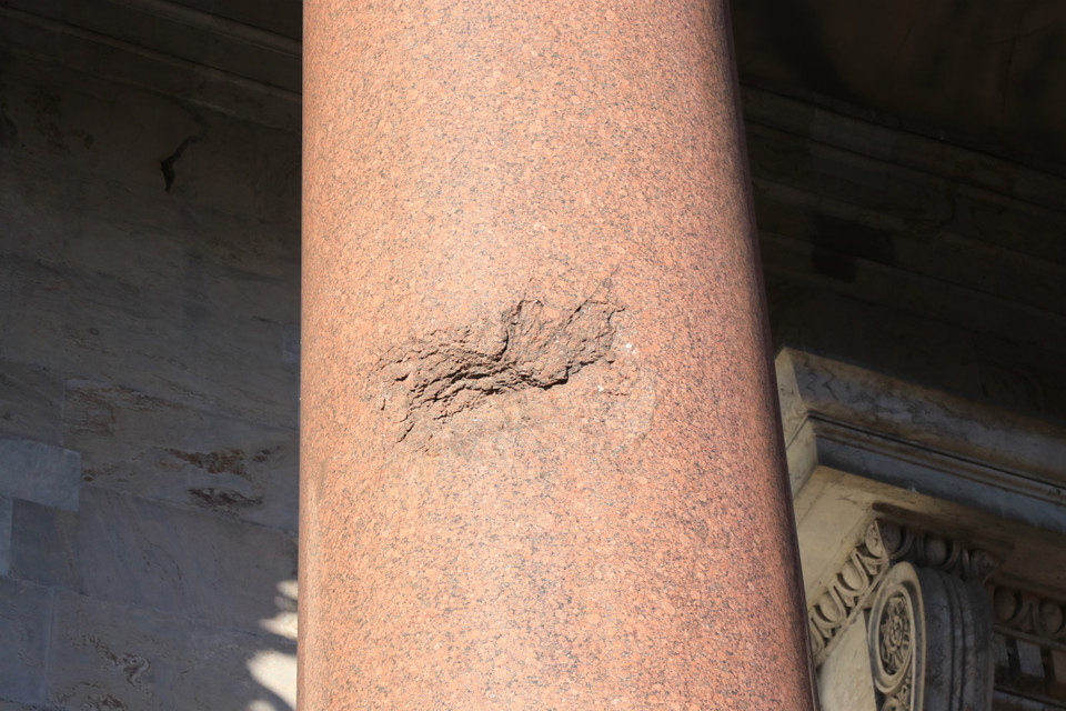 Công trình này từng bị hư hỏng nặng trong thời gian chiến tranh chống phát xít Đức và được tu sửa lại vào cuối những năm 1950. (Ảnh: Hùng Võ/Vietnam+)