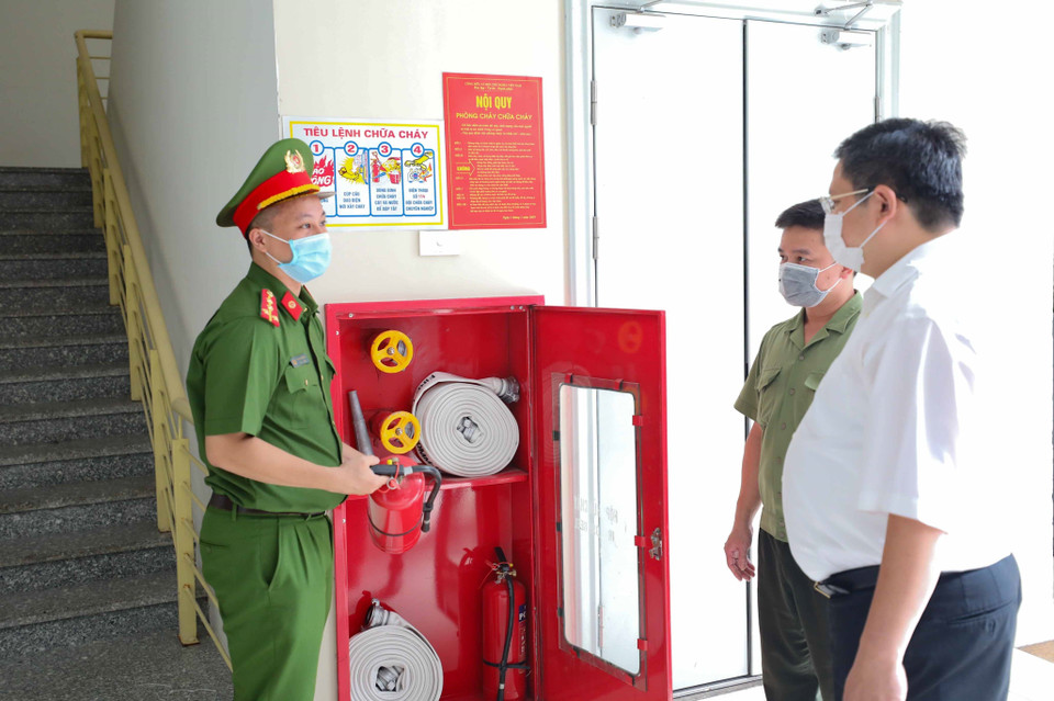 Phương án đảm bảo an toàn trong công tác phòng cháy, chữa cháy cũng được chuẩn bị kỹ lưỡng. (Ảnh: Thanh Tùng/TTXVN)