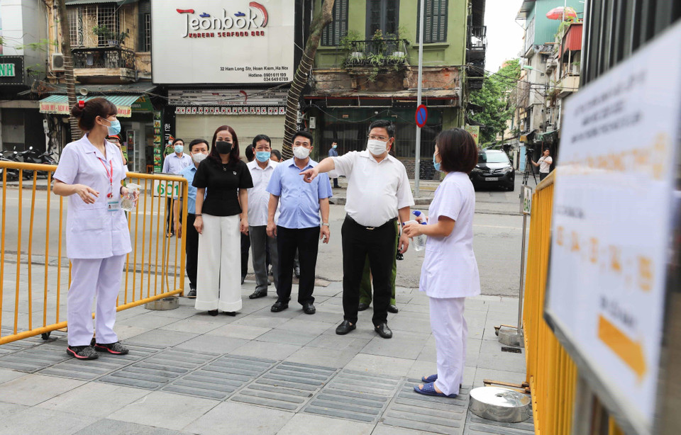 Phương án phân luồng, đảm bảo giãn cách đều được các điểm thi bố trí, sắp xếp hợp lý. (Ảnh: Thanh Tùng/TTXVN)