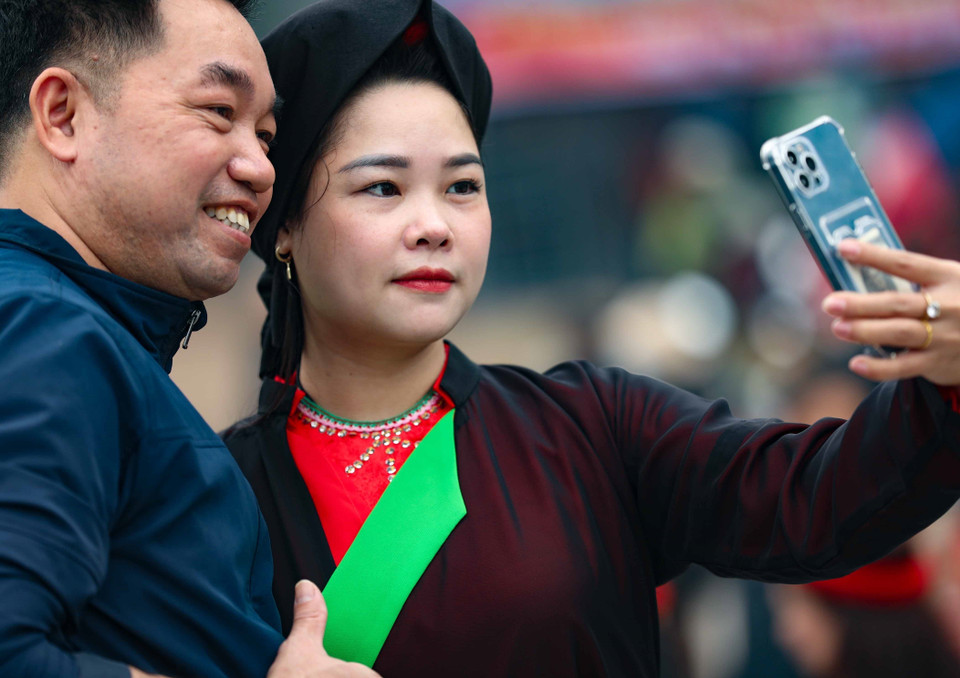 Rằng người ơi "người ở đừng về". (Ảnh: Thanh Tùng/TTXVN)