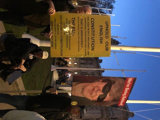 Tối 29/3 đã diễn ra cuộc biểu tình lớn phản đối Anh trì hoãn Brexit. (Ảnh: Diễm Quỳnh/Vietnam+)