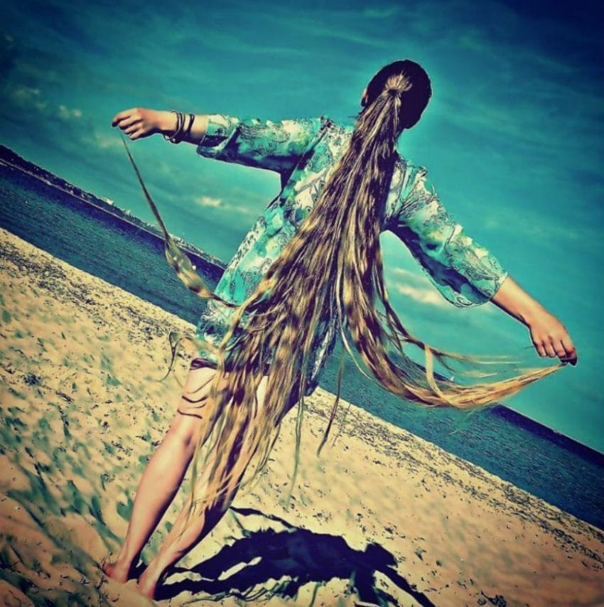 Malgorzata từ Ba Lan tới London để học chuyên ngành máy tính, bắt đầu chia sẻ những bức ảnh chụp mái tóc của mình trên Instagram từ năm 2016.(Nguồn: Instagram)