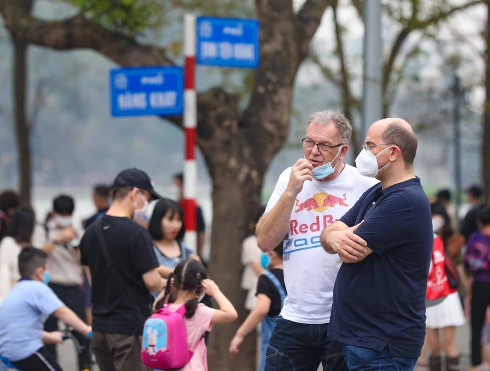 Hà Nội đón gần 3 triệu lượt khách du lịch trong quý 1/2022. (Ảnh: Thanh Tùng/TTXVN)