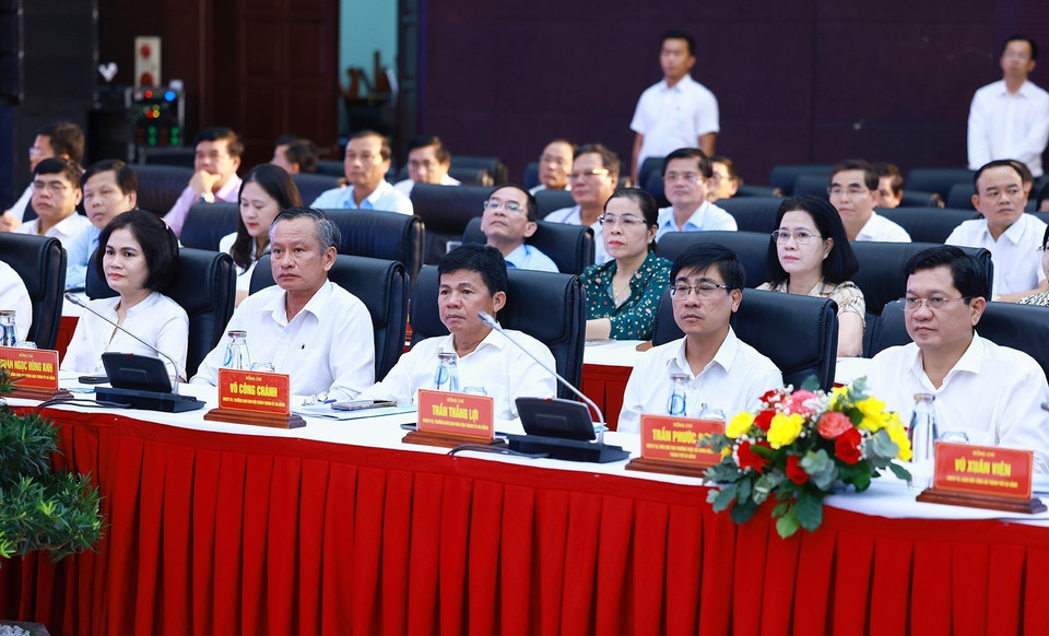 Các đại biểu tham dự Hội nghị triển khai Nghị quyết số 136 của Quốc hội về phát triển thành phố Đà Nẵng. (Ảnh: Dương Giang/TTXVN)