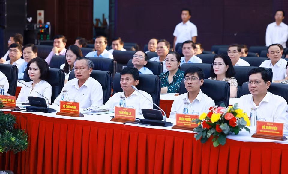Các đại biểu tham dự Hội nghị triển khai Nghị quyết số 136 của Quốc hội về phát triển thành phố Đà Nẵng. (Ảnh: Dương Giang/TTXVN)