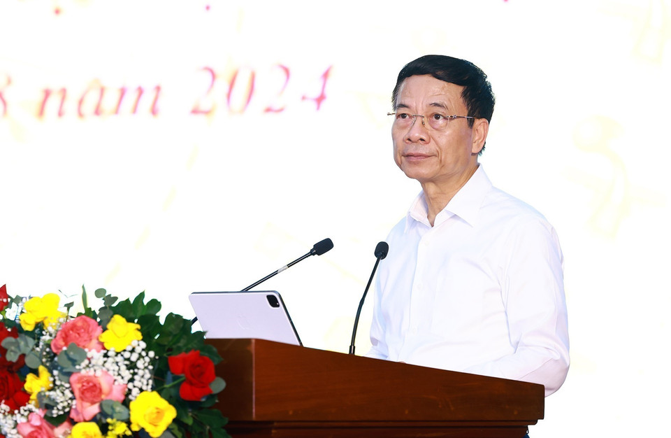 Bộ trưởng Bộ Thông tin và Truyền thông Nguyễn Mạnh Hùng phát biểu. (Ảnh: Dương Giang/TTXVN)