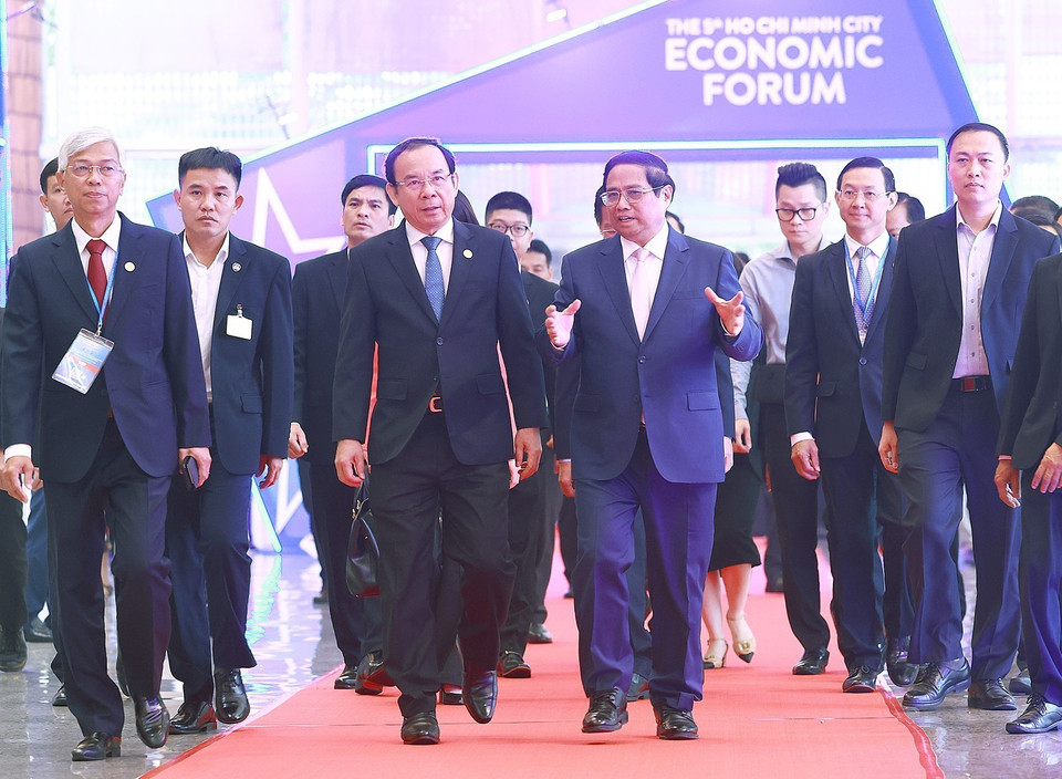 Thủ tướng Phạm Minh Chính đến dự khai mạc Diễn đàn Kinh tế Thành phố Hồ Chí Minh lần thứ 5 năm 2024. (Ảnh: Dương Giang/TTXVN)