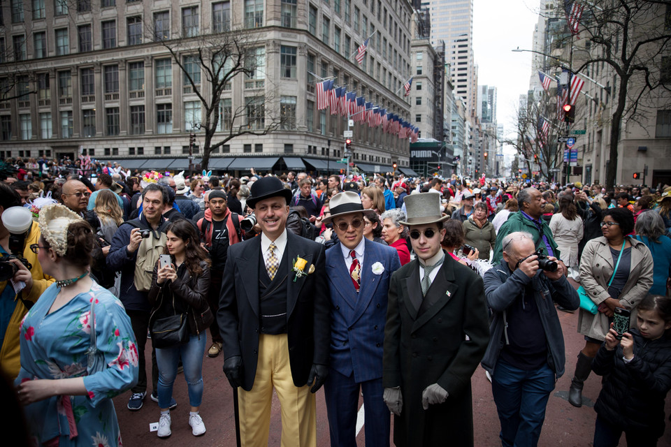 Người dân New York tham gia Diễu hành Lễ Phục sinh 2019 ngày 21/4. (Ảnh: THX/TTXVN)