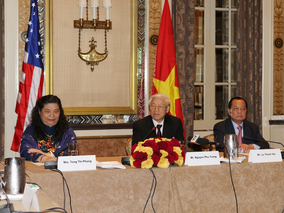 Tổng Bí thư Nguyễn Phú Trọng gặp gỡ Nhóm trí thức Đại học Harvard. (Ảnh: Trí Dũng/TTXVN)