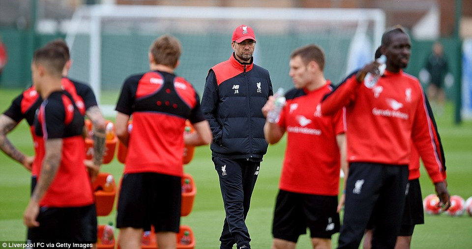 ... dưới sự giám sát của Klopp. (Nguồn: Getty Images)