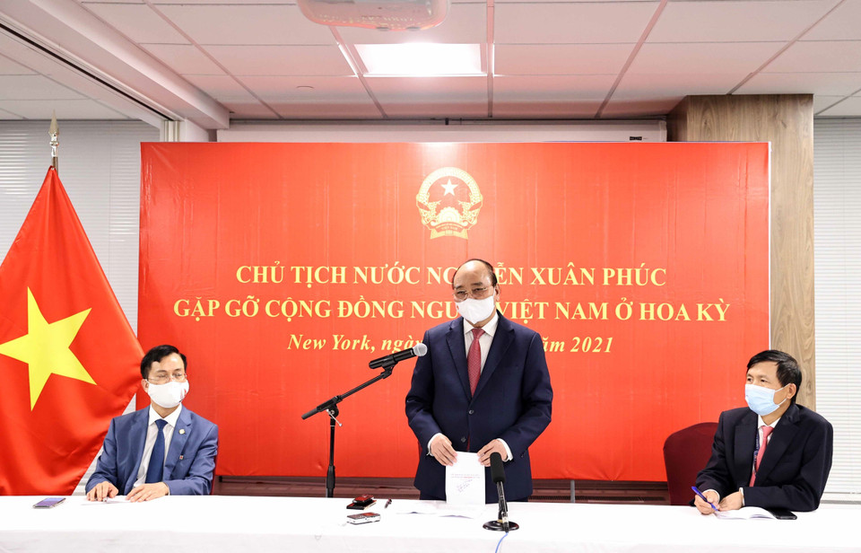 Chủ tịch nước Nguyễn Xuân Phúc phát biểu tại buổi gặp gỡ Cộng đồng người Việt Nam ở Hoa Kỳ. (Ảnh: Thống Nhất/TTXVN)