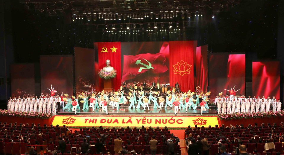 Lễ khai mạc Đại hội Thi đua yêu nước toàn quốc lần thứ X, với chủ đề Đoàn kết, sáng tạo, thi đua xây dựng và bảo vệ Tổ quốc diễn ra tại Hà Nội, sáng 10/12/2020. (Ảnh: Phương Hoa/TTXVN)