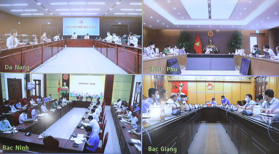 Các điểm cầu tham dự họp trực tuyến. (Ảnh: Văn Điệp/TTXVN)