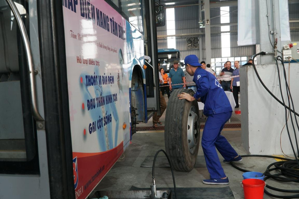 Hội thi bảo dưỡng sửa chữa xe buýt năm 2019 do Transerco tổ chức định kỳ 2 năm/lần. (Ảnh: Minh Hiếu/Vietnam+)