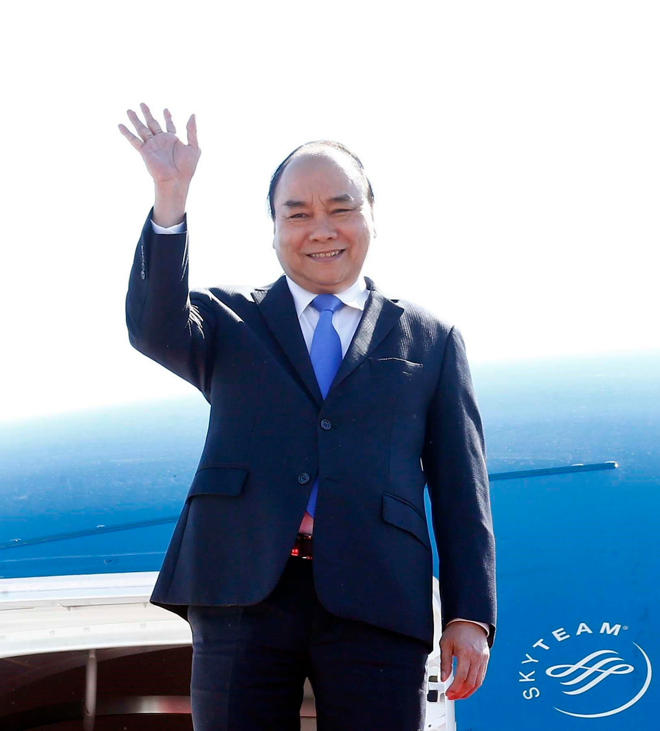 Thủ tướng Nguyễn Xuân Phúc tới sân bay quốc tế Bắc Kinh. (Ảnh: Thống Nhất/TTXVN)