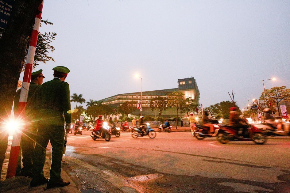 Khu vực khách sạn Marriot JW trước giờ đón Tổng thống Mỹ. (Ảnh: Trọng Đạt/TTXVN)