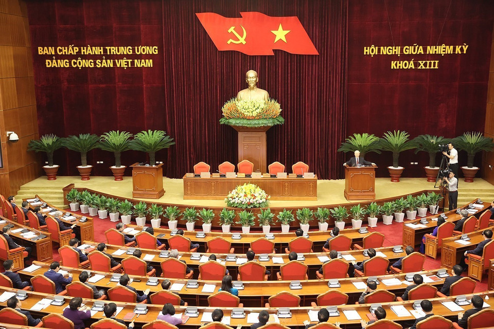 Tổng Bí thư Nguyễn Phú Trọng phát biểu bế mạc Hội nghị Trung ương giữa nhiệm kỳ khóa XIII. (Ảnh: Trí Dũng/TTXVN)