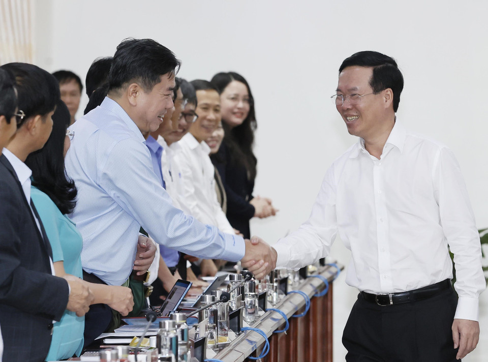 Chiều 10/11/2023, tại thành phố Tuy Hòa, Chủ tịch nước Võ Văn Thưởng làm việc với lãnh đạo chủ chốt tỉnh Phú Yên về triển khai thực hiện nhiệm vụ nửa đầu nhiệm kỳ Nghị quyết Đại hội XIII của Đảng, Nghị quyết Đại hội Đảng bộ tỉnh lần thứ XVII, nhiệm kỳ 2020-2025. (Ảnh: Thống Nhất/TTXVN)