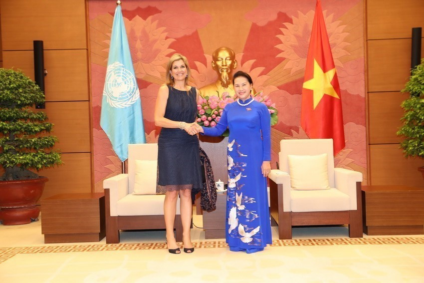 Chủ tịch Quốc hội Nguyễn Thị Kim Ngân tiếp Hoàng hậu Hà Lan Máxima, Đặc phái viên của Tổng Thư ký Liên hợp quốc về tài chính bao trùm vì phát triển, sang thăm và làm việc tại Việt Nam, chiều 31/5/2017, tại Nhà Quốc hội. (Ảnh: Trọng Đức/TTXVN)