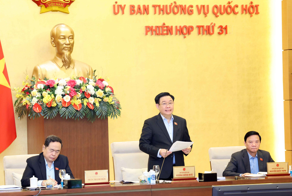 Chủ tịch Quốc hội Vương Đình Huệ phát biểu khai mạc. (Ảnh: Nhan Sáng/TTXVN)