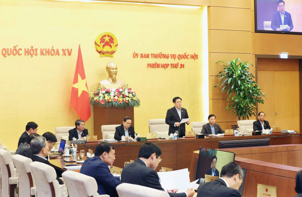 Chủ tịch Quốc hội Vương Đình Huệ phát biểu khai mạc.(Ảnh: Nhan Sáng/TTXVN)
